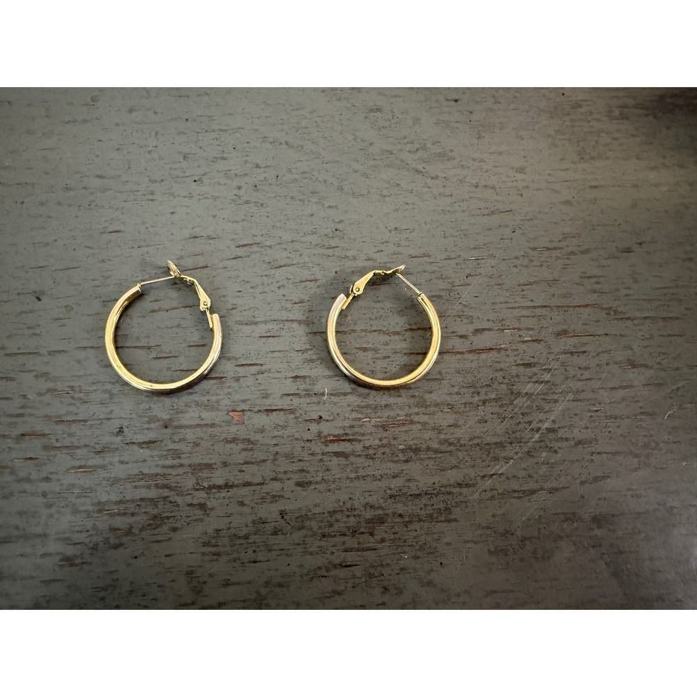 Gold Tone Hoop Earrings Medium Polished Round Latch Back Circular Jewelry